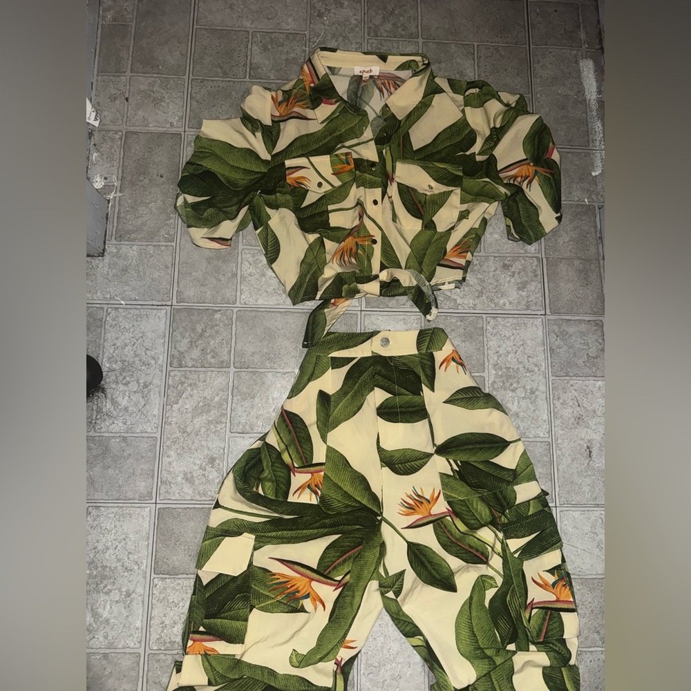 Tropical Leaf Print Two-Piece Set